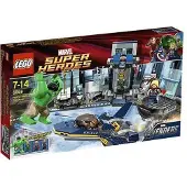 LEGO L'évasion de Hulk de l'Héliporteur