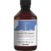 Davines Natural Tech Shampooing rééquilibrant Shampooing nettoyant pour cuir chevelu gras 250 ml