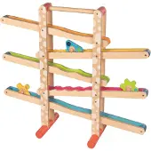 Goki Rail de billes en bois avec figurines