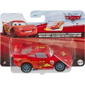 Mattel Cars Lightning McQueen Racing Wheels avec roues de course - Pullback- Véhicule - 10 cm - Echelle 1:43