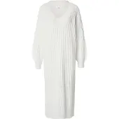 Kamila Šikl Robes en maille blanc cassé