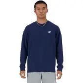 New Balance Sweat-shirt 'Essentials' bleu foncé / blanc
