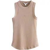 Next Haut camel