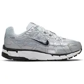 Nike Baskets basses 'P-6000' noir / argent / blanc