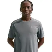 Nike Miler Homme - T-Shirts, Gris - Taille S - Poly Jersey