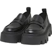 Buffalo Chaussure basse 'Flora' noir