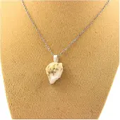 Bijoux Pierres et Minéraux. Collier Opale brut. 10.42 ct. Wello, Ethiopie.