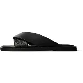 L37 HANDMADE SHOES Chaussure basse 'VICTORY' noir