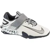 Nike Chaussure de sport 'Savaleos SE' blanc