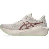Asics Chaussure de course 'Novablast 6' marron / taupe