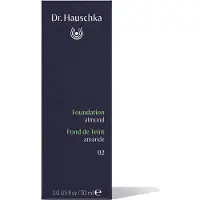 Dr. Hauschka Foundation 02 Almond 30 ml