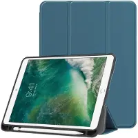 IMoshion Coque tablette Trifold pour Apple iPad 6 (2018) 9.7 pouces / iPad 5 (2017) 9.7 pouces / Air 2 (2014)/Air 1 (2013) - Vert foncé