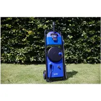 Nilfisk Nettoyeur haute pression électrique vertical Core 140-8 PowerControl pour voiture (norme UE), débit de 474 l/h, puissance de 1800 W, couleur bleue.