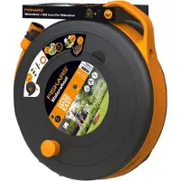Fiskars Batterie avec tuyau S 3/8 15 M et support mural 1026376