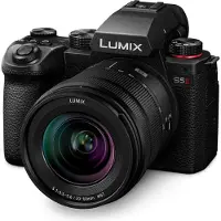 Panasonic Lumix DC-S5 II + 20-60 mm f/3.5-5.6