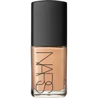 Nars Fond de teint hydratant Sheer Glow Couleur BARCELONA 30 ml