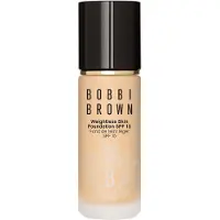 Bobbi Brown Weightless Skin Foundation SPF 15 fond de teint longue tenue pour un effet naturel teinte Warm Sand 30 ml