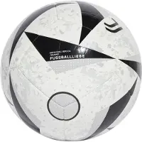 Adidas Ballon De Football à La Maison Juventus Club