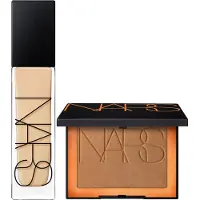 Nars Natural Radiant Longwear Foundation fond de teint longue tenue (éclaircissant) teinte DEAUVILLE 30 ml
