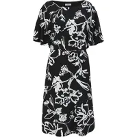 s.Oliver Black Label Robe | 44 | female