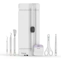 Cricut Kit d'Outils Essential avec Massicot Portable de 33 cm