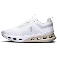 ON Chaussure de course 'Cloudnova X' camel / blanc