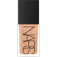 Nars Fond de teint illuminateur Light Reflecting pour un look naturale couleur PORTO 30 ml