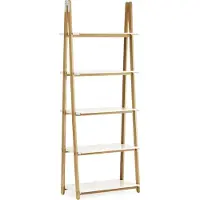 Normann Copenhagen Une marche plus haut, armoire blanche haute