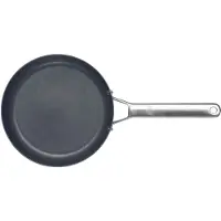 Fiskars Taiten Pánev 24 cm 1066946
