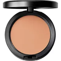 MAC Studio Fix Powder plus foundation