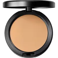 MAC Studio Fix Powder Plus Foundation (Various Shades) - NC20