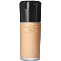 MAC Studio Radiance Serum Powered Foundation 30ml (Various Shades) - NW15