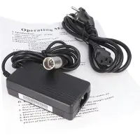 Giant Chargeur Twist pour la batterie du vélo électrique XLR 4 pôles 26V, tension de fin de charge 29.4V courant de charge 2A