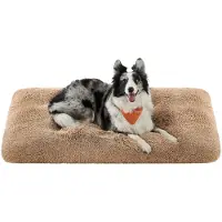 Feandrea Lit pour chien , coussin pour chien, tapis doux pour chien, peluche longue, 122 x 74 cm, rembourrage moelleux, lavable, multifonctionnel, couleur camel, modèle PGW204K01