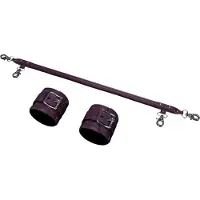 Fifty Shades of Grey Cinquante nuances de gris Entwined Passion - écarteur de jambes avec menottes de cheville (violet)
