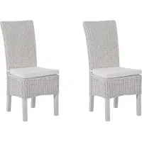 Beliani Lot de 2 chaises de salle à manger en rotin blanc et bois de manguier, dossier haut, coussins d'assise intégrés, structure stable, design tressé, salon, salle à manger