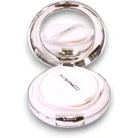 MAC Fond de teint compact Lightful C+ Rose extra clair SPF 50 12 g