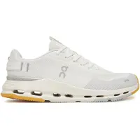 ON Baskets basses 'Cloudnova Form 2' gris clair / blanc