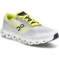 ON Chaussures nuage 3MF10054126
