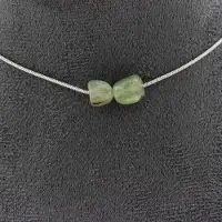 Bijoux Pierres et Minéraux. Collier 2 perles Cyanite verte du Brésil. Chaine en acier inoxydable Collier femmes, hommes. Taille personnali
