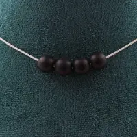 Bijoux Pierres et Minéraux. Collier 4 perles Onyx noir mat 8 mm. Chaine en acier inoxydable Collier femmes, hommes. Taille personnalisable.