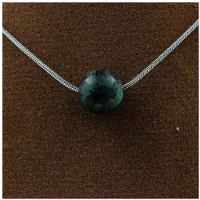 Bijoux Pierres et Minéraux. Collier 1 perle Epidote d'Australie 8 mm Chaine en acier inoxydable.