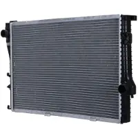 Hella Radiateur refroidissement moteur Ailettes de refroidissement brasées 650 - 427 mm pour entre autres BMW Série 5