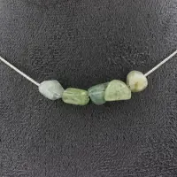 Bijoux Pierres et Minéraux. Collier 5 perles Cyanite verte du Brésil. Chaine en acier inoxydable Collier femmes, hommes. Taille personnali