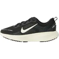 Nike Chaussure de sport 'VOMERO 18' noir / blanc