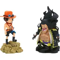 Banpresto One Piece World Collectable Log Stories Portgas D.ace Vs Marshall D.teach Figure Multicolore