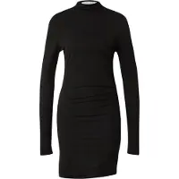 MYLAVIE by Sarah Harrison Robe noir