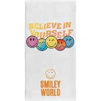 Otso Smiley World Believe Towel Blanc