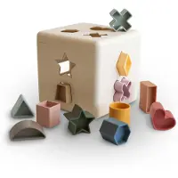 Mushie Bote de tri de formes (original) | Jouet d'apprentissage ducatif pour les tout-petits avec 12 formes | Fabriqu au Danemark (10+ mois)