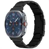 Accezz Bracelet Mat Titanium pour la Samsung Galaxy Watch Ultra (2024/2025) - Noir